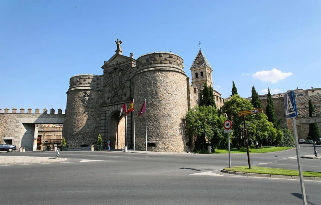 Apartamentos Adarve Toledo Luaran gambar